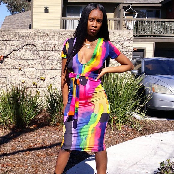 Splashes of  Color Dress - Picture 4 of 6